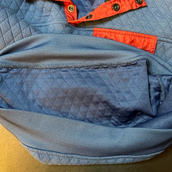 Zyia‎ Active Quilted Blue/Red Snap Collar Sweatshirt size medium - Picture 7 of 9